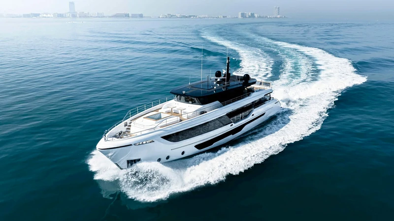 Luxury yacht and boat purchasing consultancy
